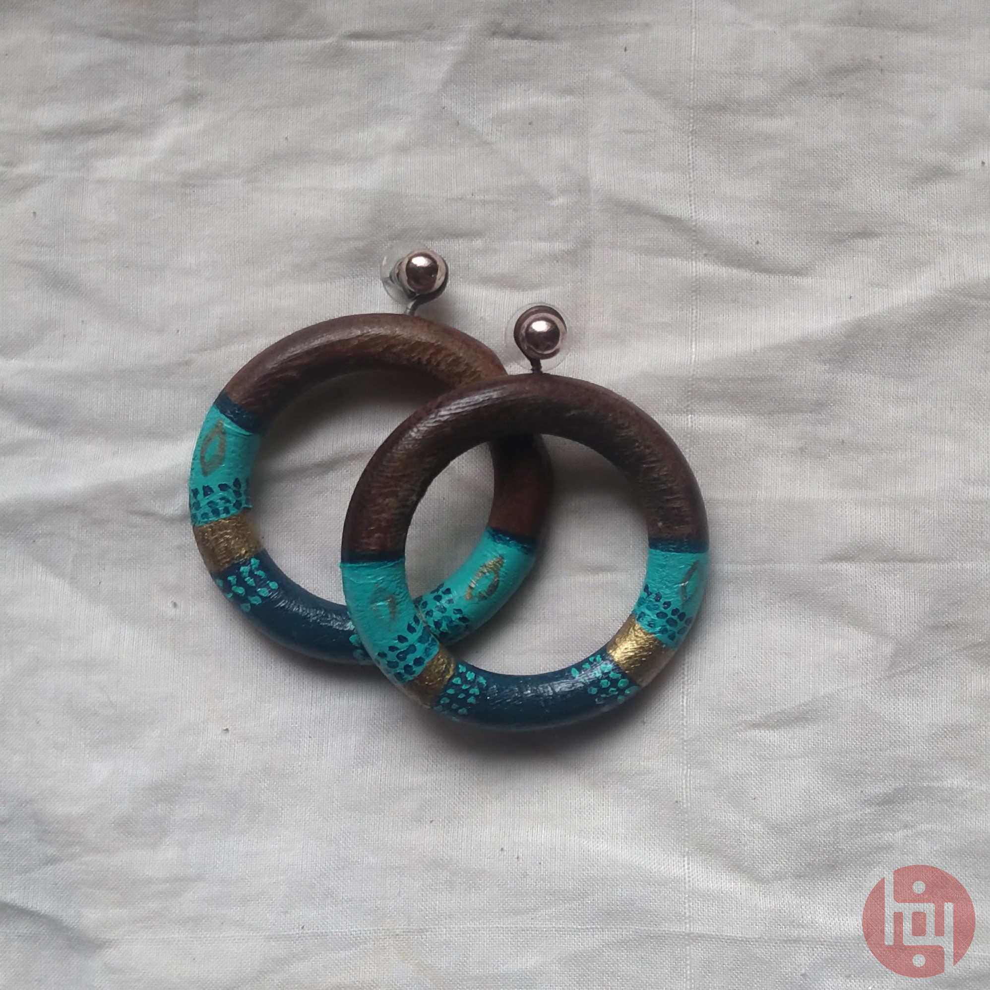 natural and artistic